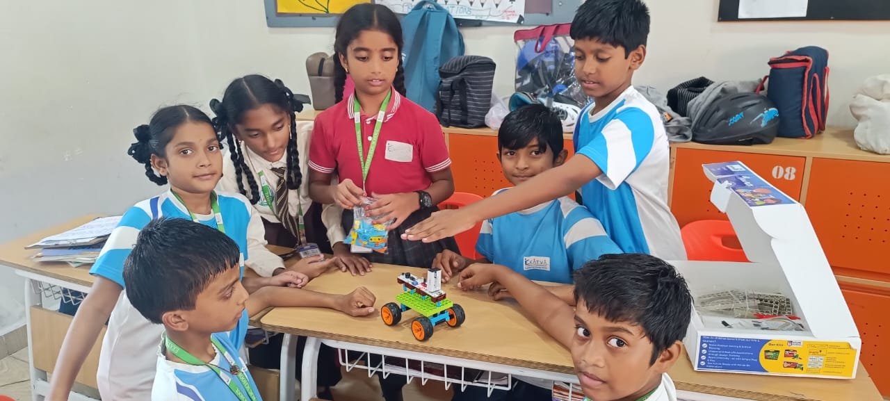 Advanced Robotics Kits: